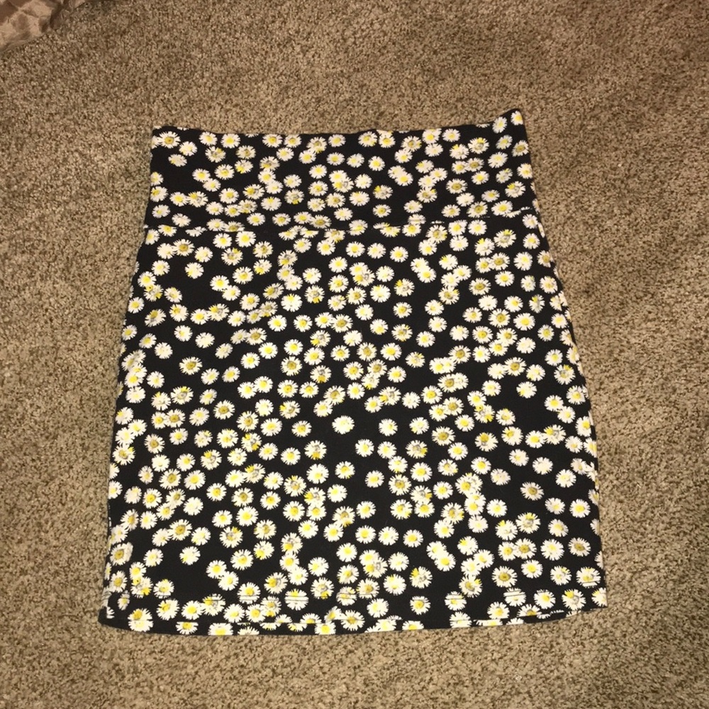 Charlotte Russe floral Pencil Skirt size M